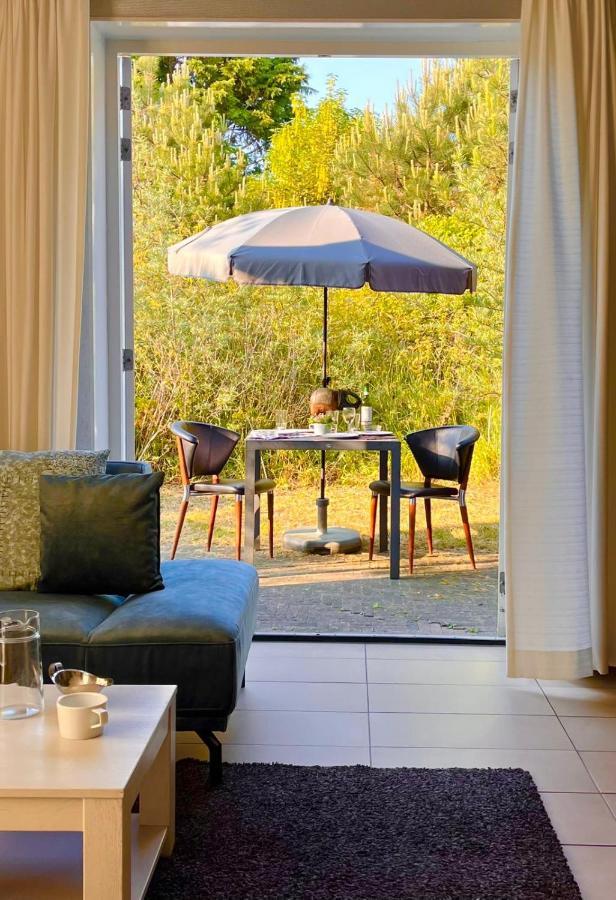 Wellness Suites Dellewal West-Terschelling Bagian luar foto