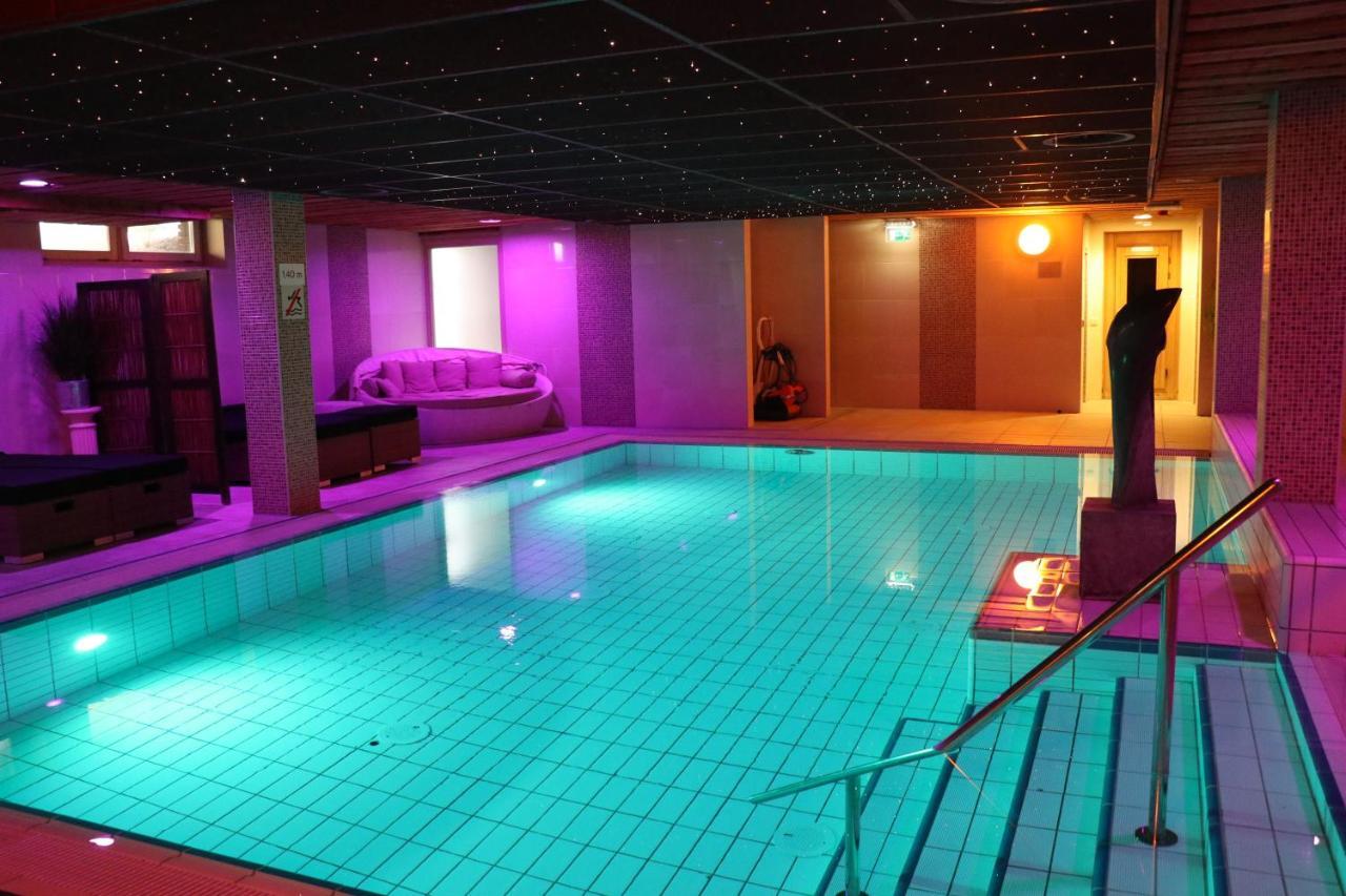 Wellness Suites Dellewal West-Terschelling Bagian luar foto
